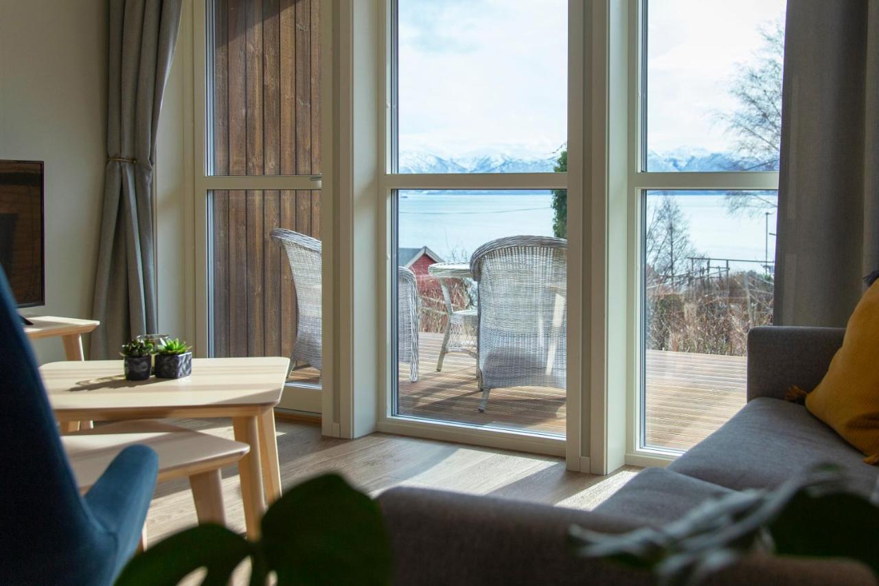 Lavik Fjord Hotel&Apartments Eksteriør billede